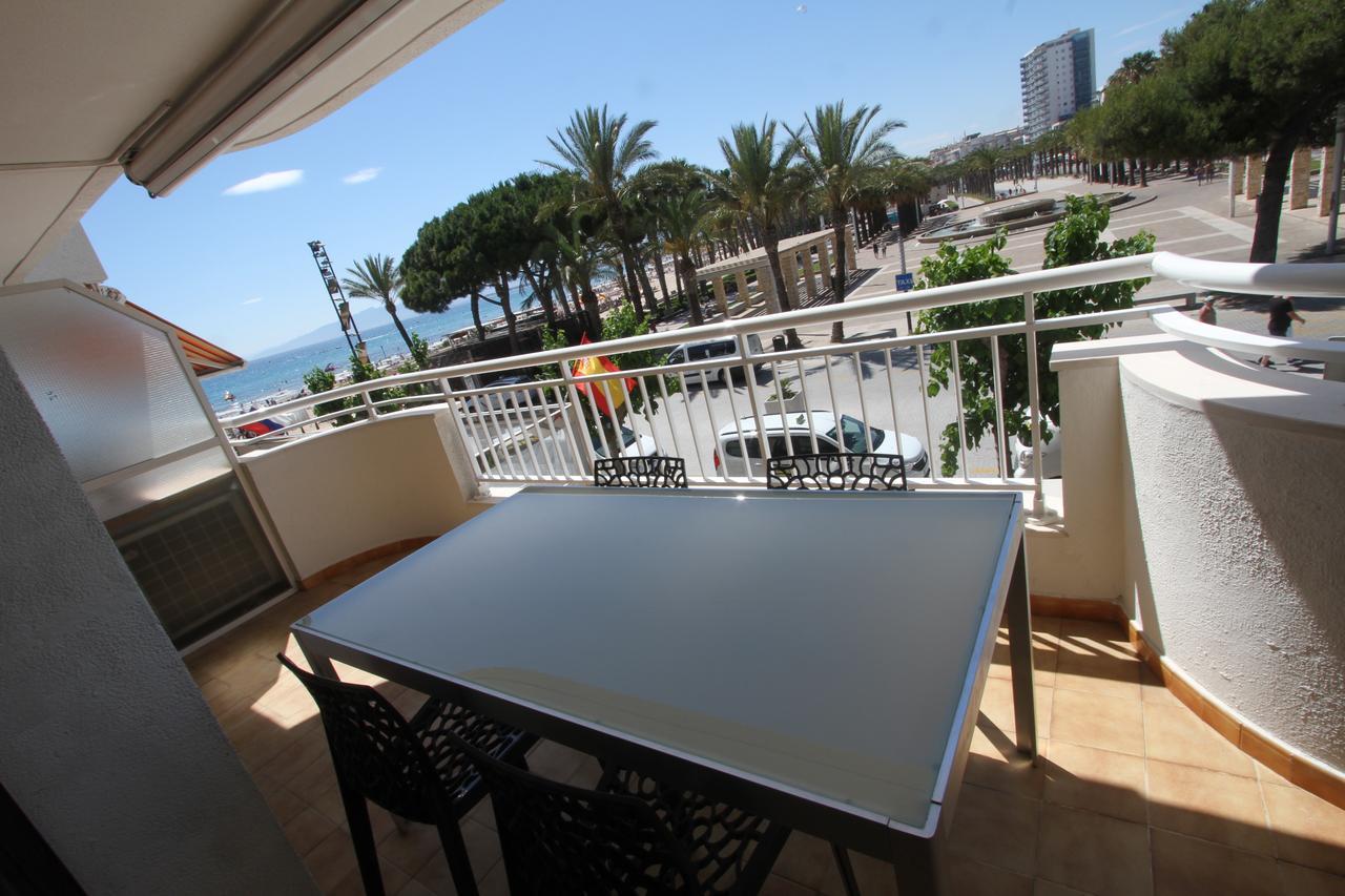 For A Stay Santillana Plaza سالو المظهر الخارجي الصورة